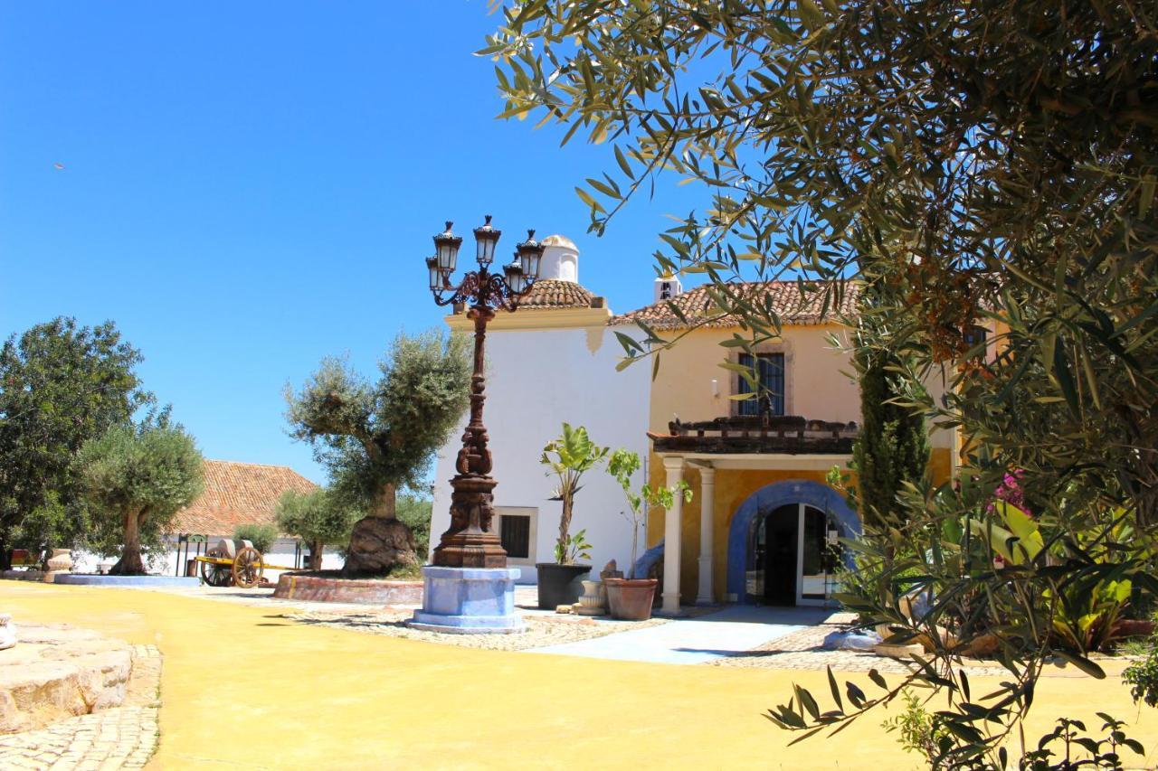 Hotel De Charme Capela Das Artes Armação de Pêra Exterior foto